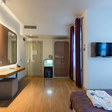 Puding Hotel 3*